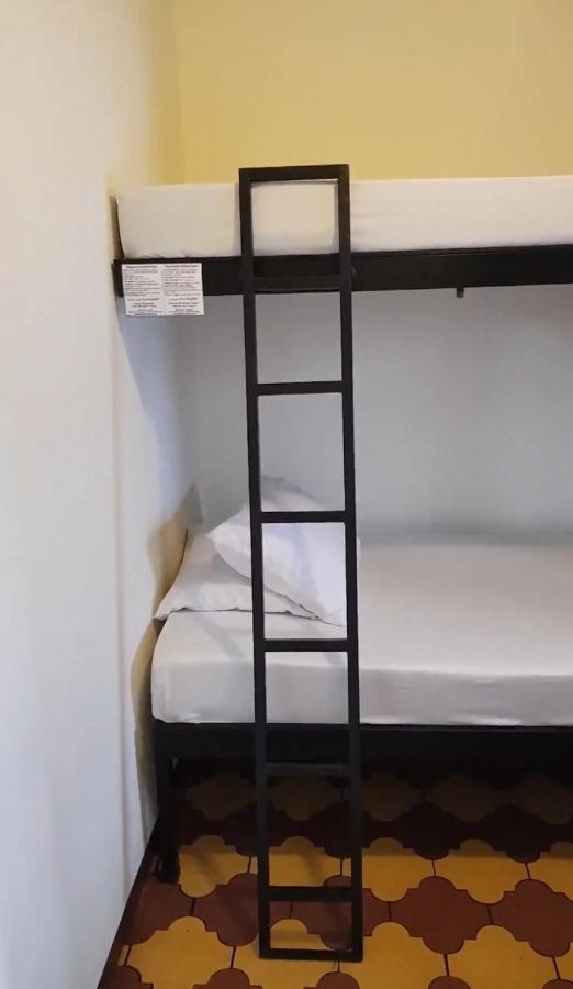 Hostel Dodero Ліберія Екстер'єр фото
