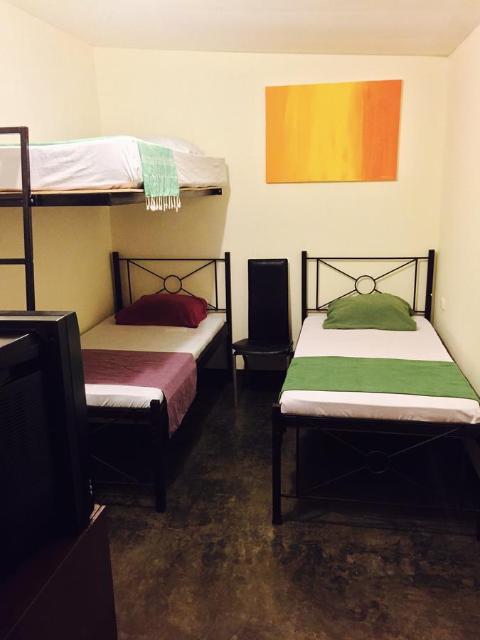 Hostel Dodero Ліберія Екстер'єр фото
